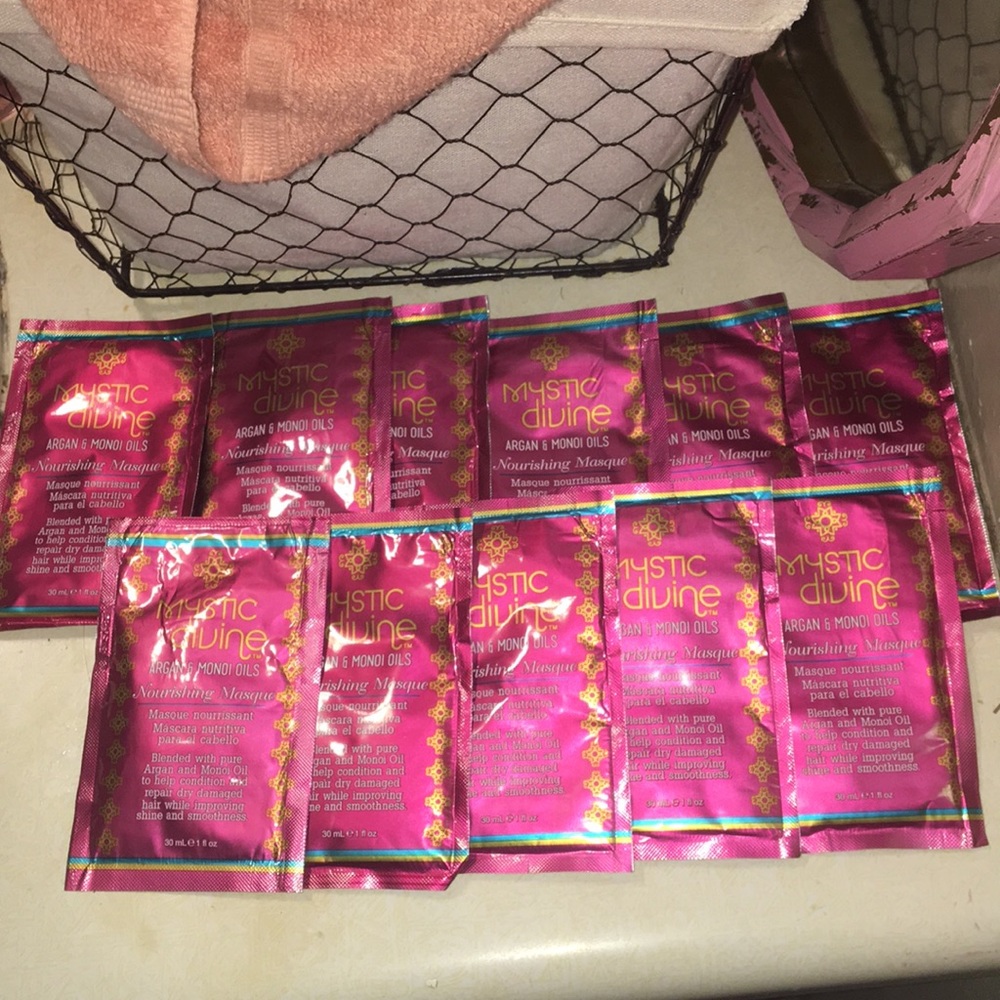 Mystic Divine hair mask bundle